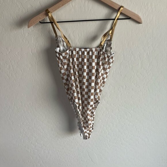 Honeybun Checkered White and Gold Bodysuit - Picture 4 of 4